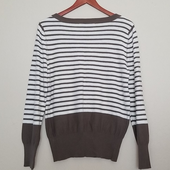 Vintage Nine West Light Brown Striped sweater - Picture 5 of 5